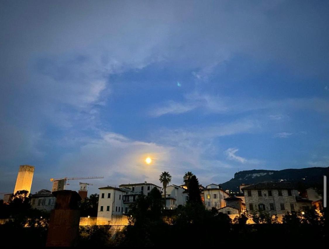Mini Appartamento "Il Nido Del Picchio" Ascoli Piceno Exterior foto